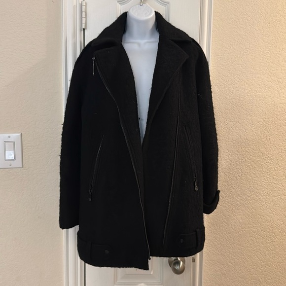 Vince Camuto Jackets & Blazers - Vince Camuto winter coat P/S wool blend